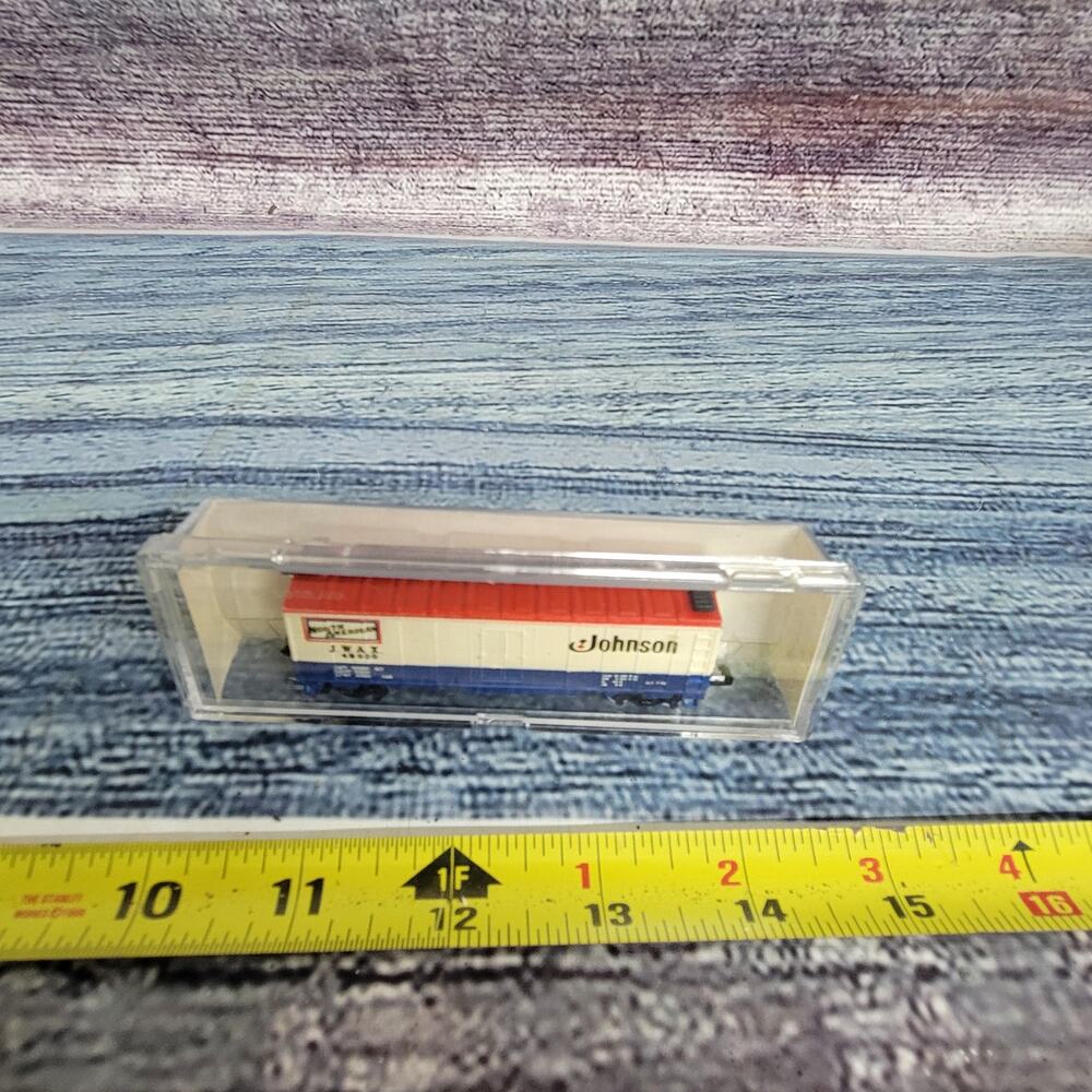 Vintage N scale North American Johnson boxcar train car red, white, and blue